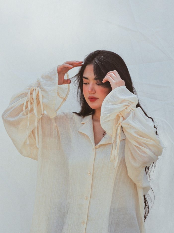 Victorian Blouse in Sand